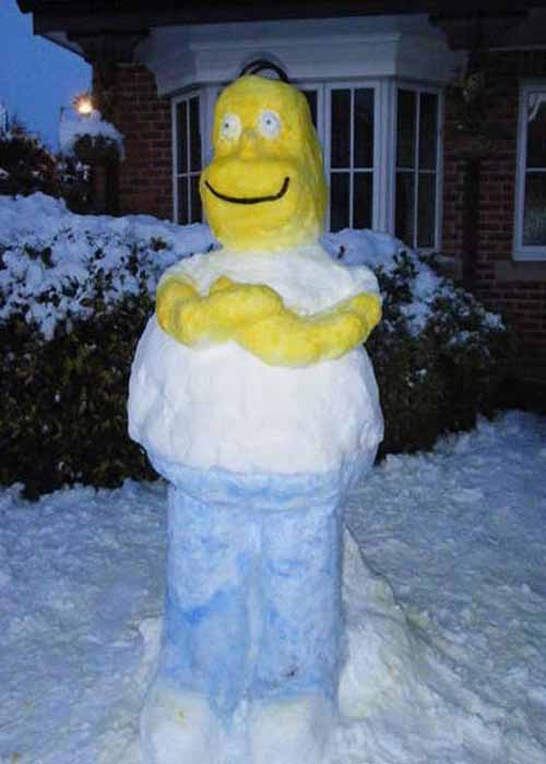 Снежный Гомер Симпсон