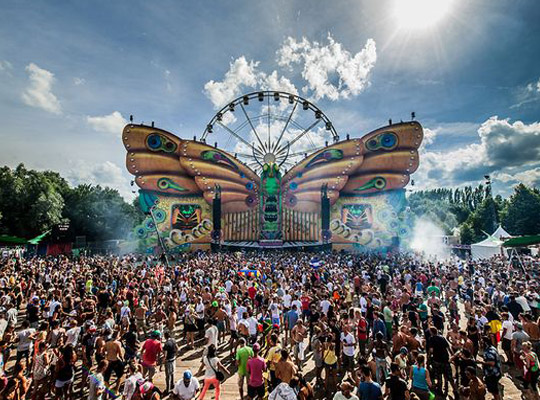 Фестиваль электронной музыки Tomorrowland в Бельгии