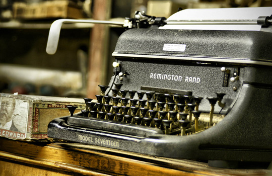 печатная машинка Remington Rand