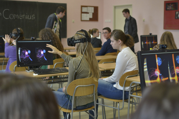 обучение в виртуальной реальности VR