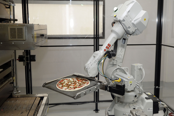 Робот по производству пиццы Zume Pizza