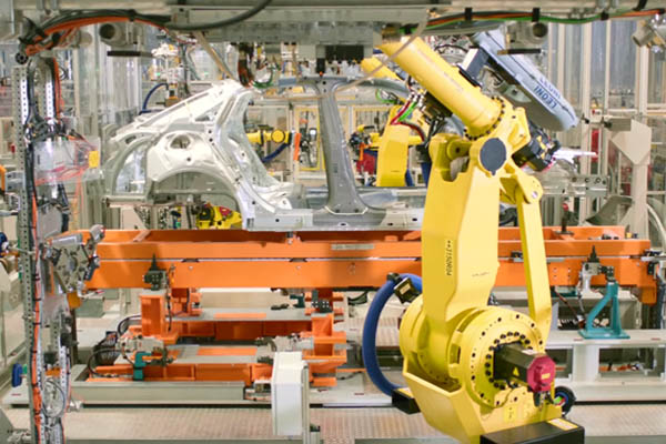 роботизированное производство автомобилей