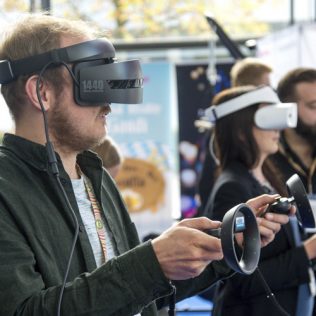 Выставка виртуальной реальности: VR-мероприятия и онлайн музеи