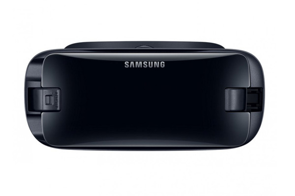 Samsung Gear VR - бюджетные очки виртуальной реальности